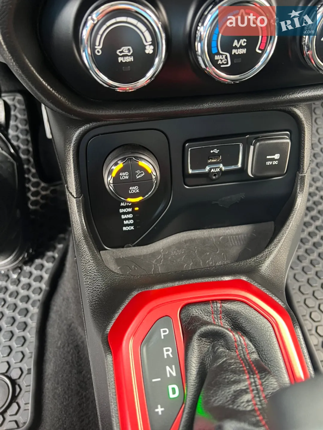2015 Jeep Renegade - мініатюра 19