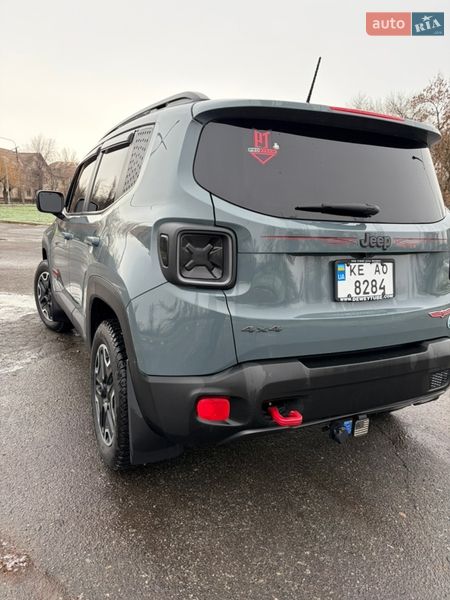 Внедорожник / Кроссовер Jeep Renegade 2016 в Кривом Роге