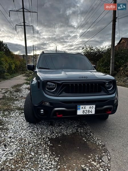 Внедорожник / Кроссовер Jeep Renegade 2016 в Кривом Роге