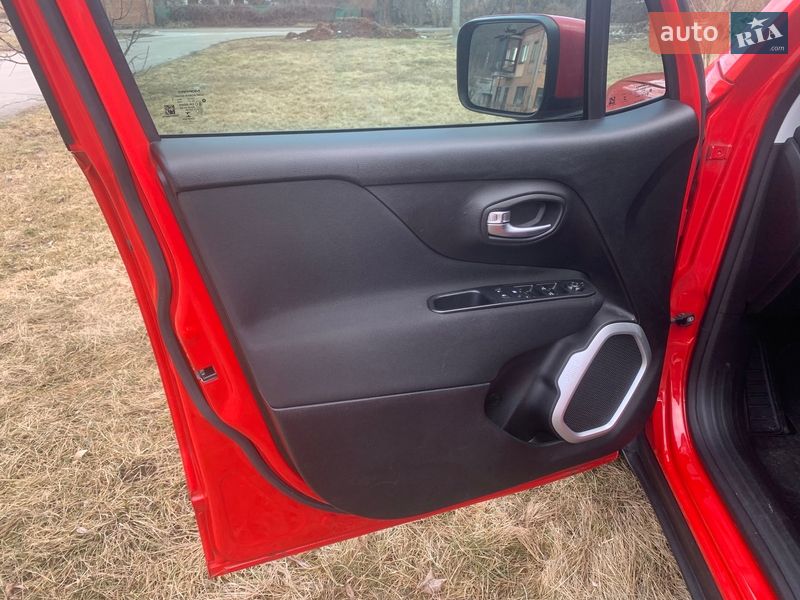 Внедорожник / Кроссовер Jeep Renegade 2018 в Полтаве