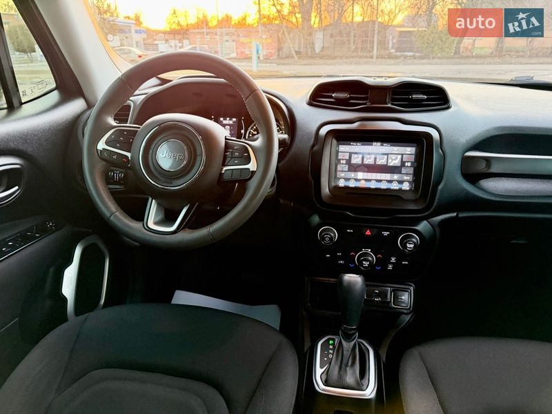 Внедорожник / Кроссовер Jeep Renegade 2018 в Лубнах