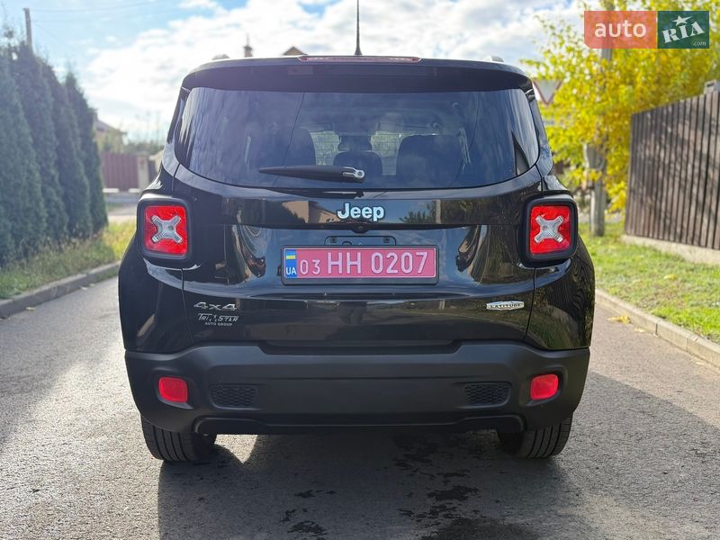 Внедорожник / Кроссовер Jeep Renegade 2016 в Киеве