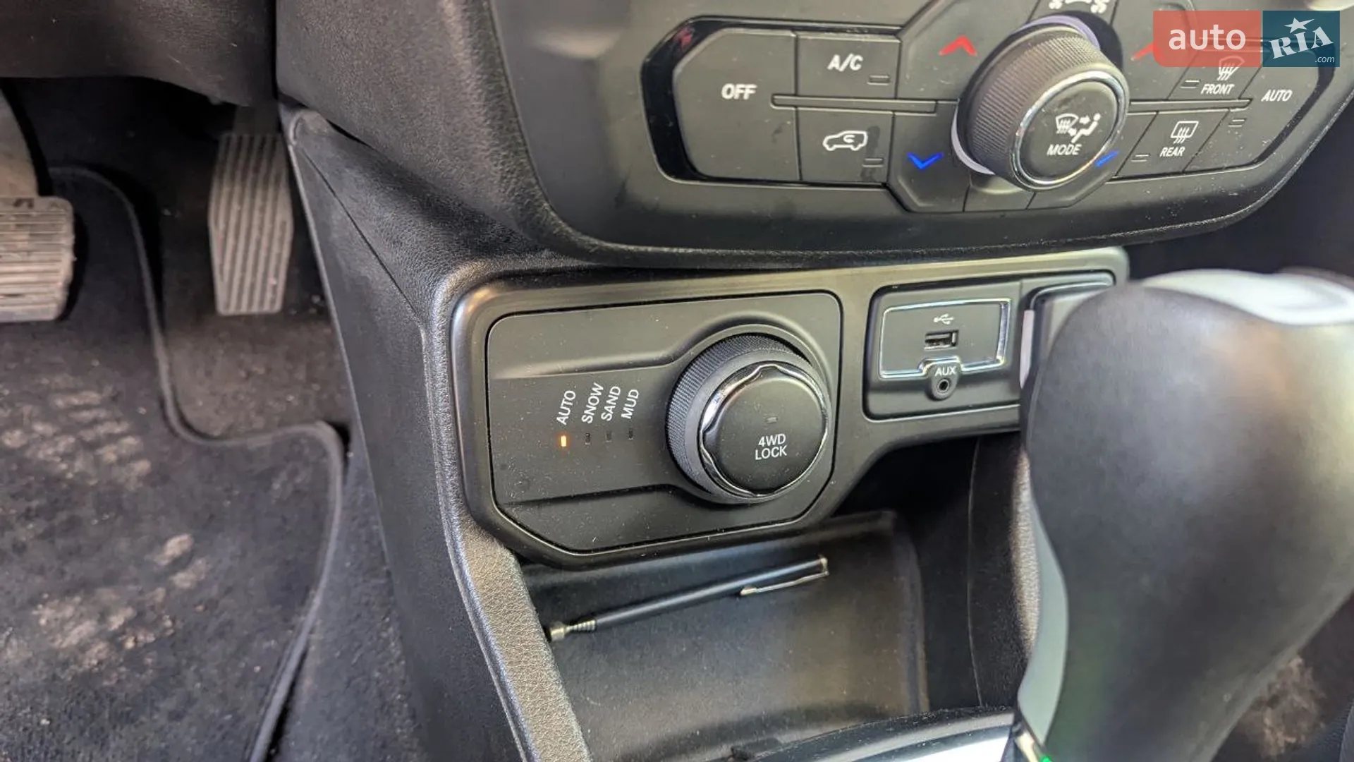 2020 Jeep Renegade - мініатюра 10