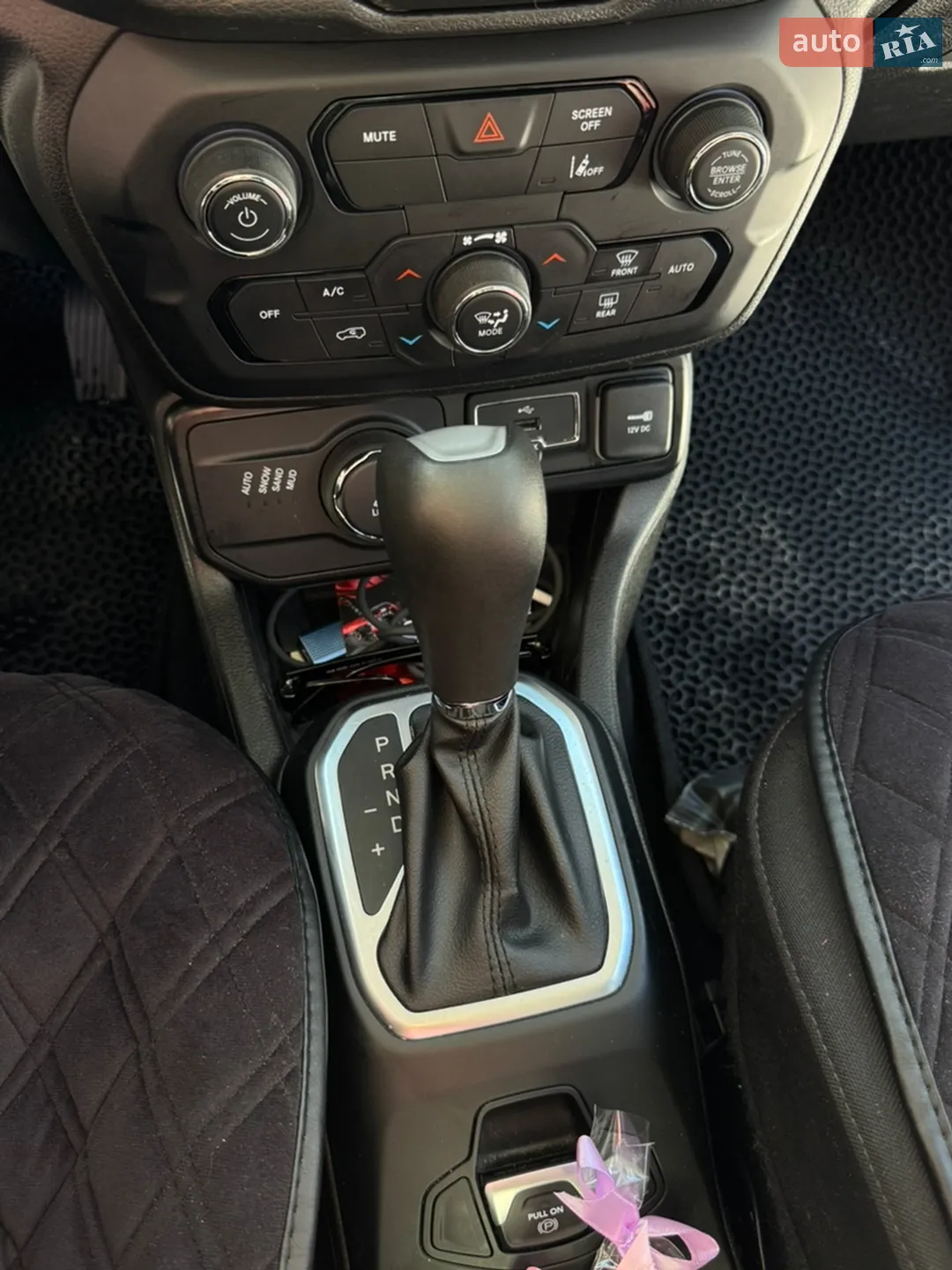 2020 Jeep Renegade - мініатюра 24