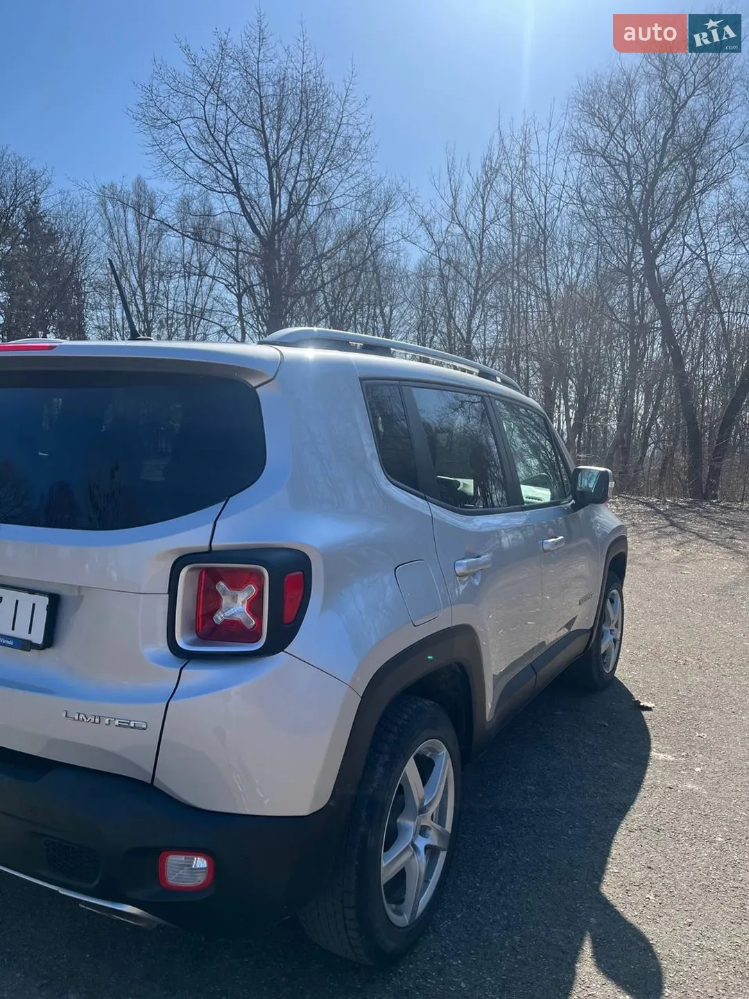 2015 Jeep Renegade - мініатюра 4