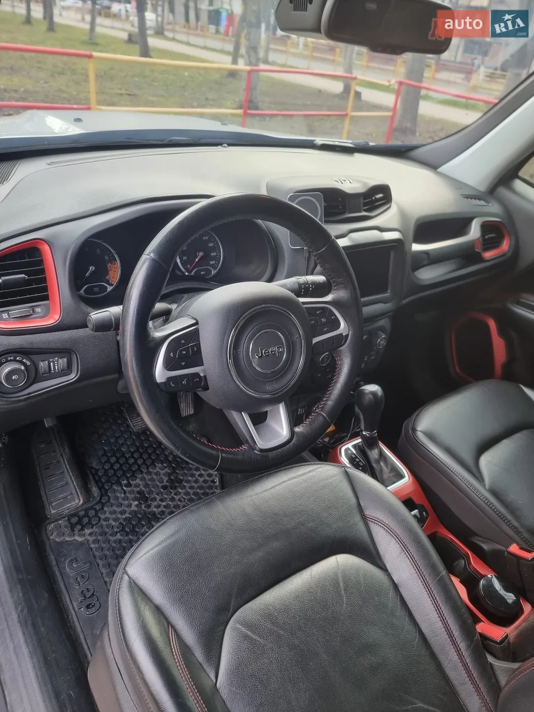 2018 Jeep Renegade - мініатюра 18