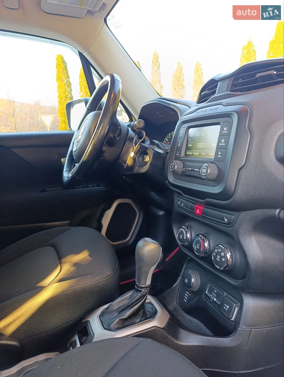 2016 Jeep Renegade - мініатюра 20