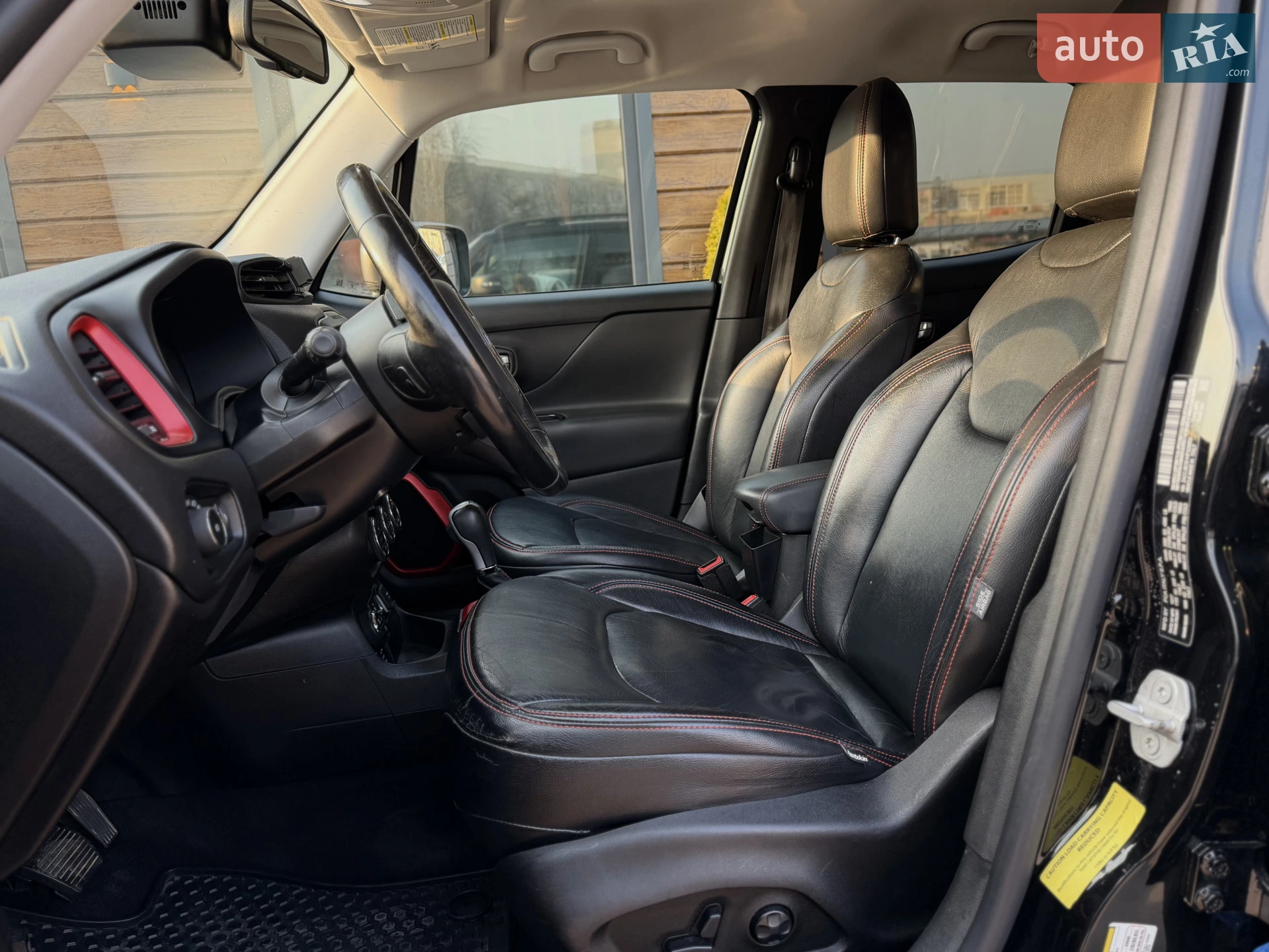2017 Jeep Renegade - мініатюра 28