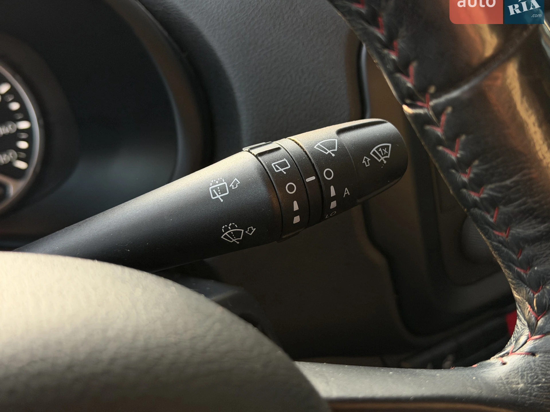 2017 Jeep Renegade - мініатюра 40