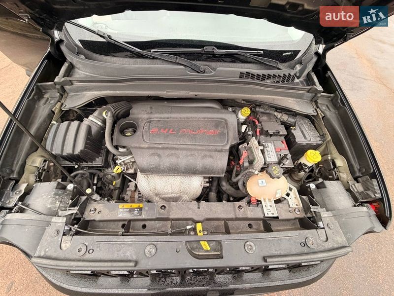 Внедорожник / Кроссовер Jeep Renegade 2016 в Прилуках