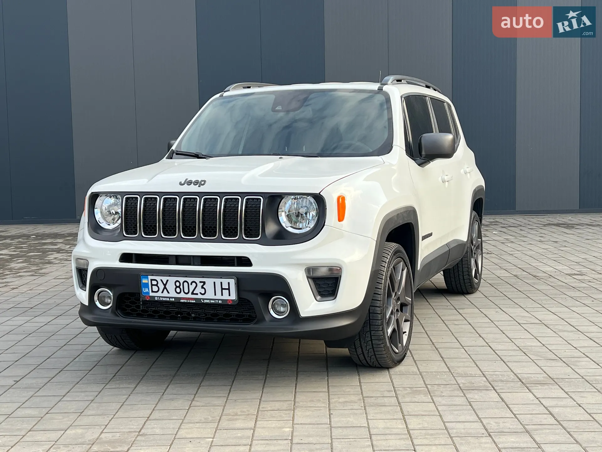 2020 Jeep Renegade - фото 1