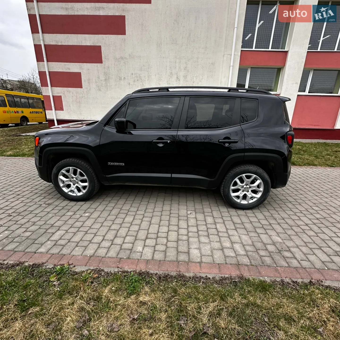 2017 Jeep Renegade - мініатюра 6