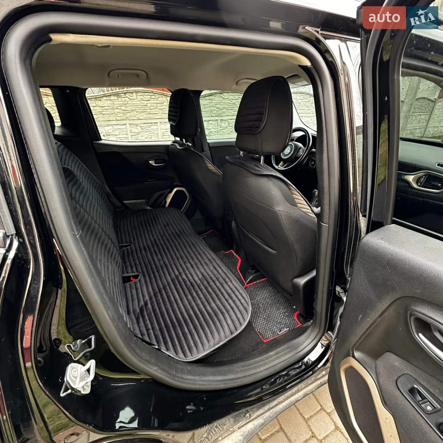 2017 Jeep Renegade - мініатюра 10