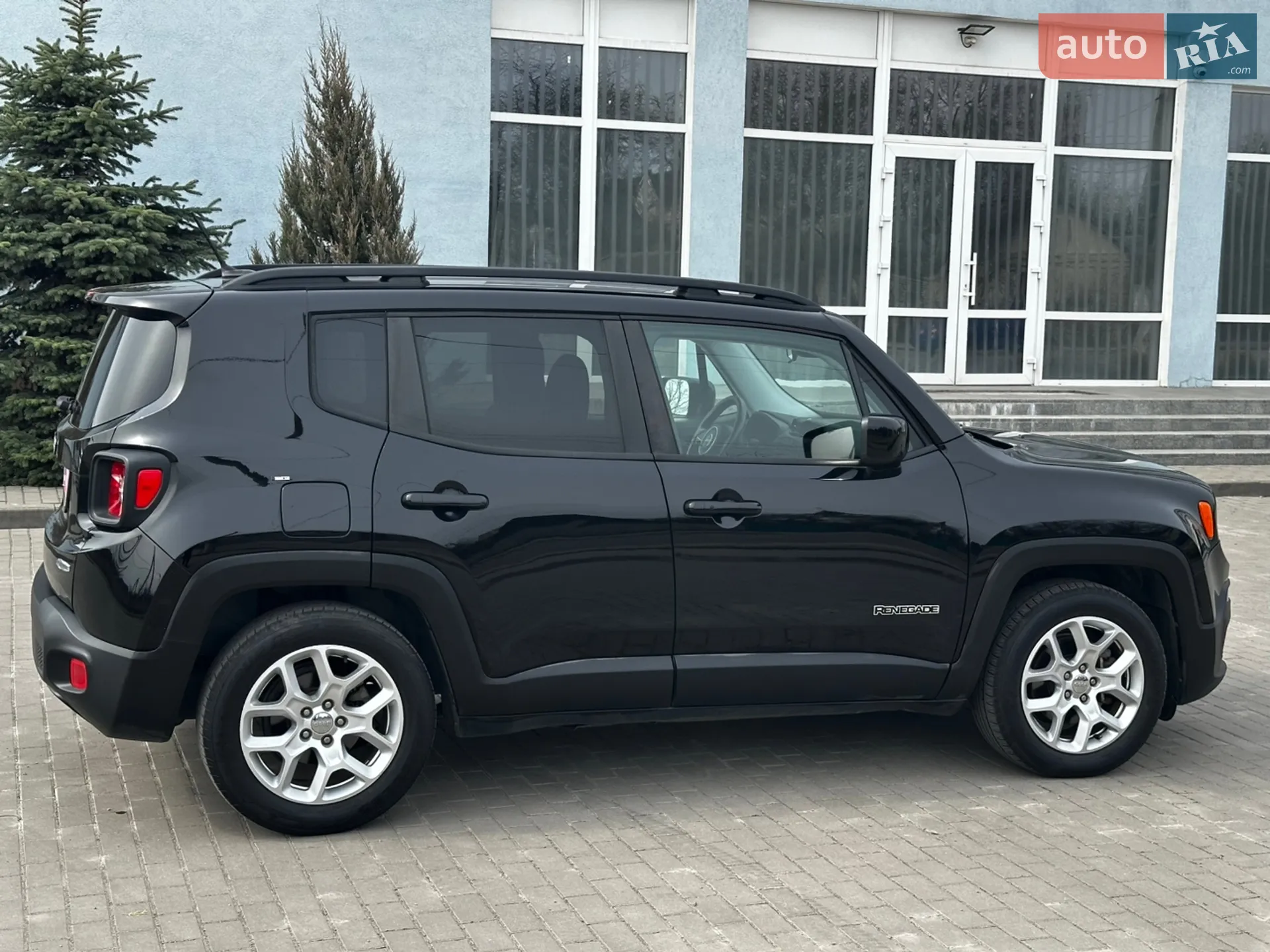2016 Jeep Renegade - мініатюра 9