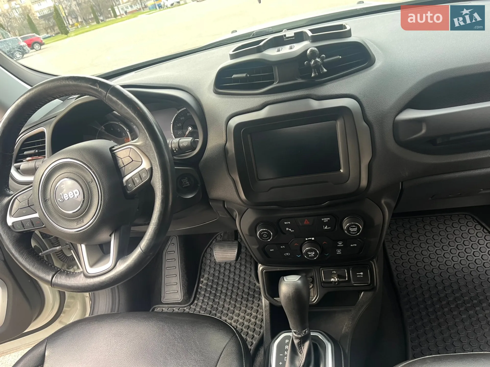 2018 Jeep Renegade - мініатюра 14