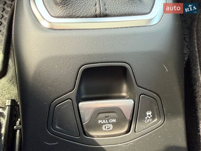 Внедорожник / Кроссовер Jeep Renegade 2019 в Киеве