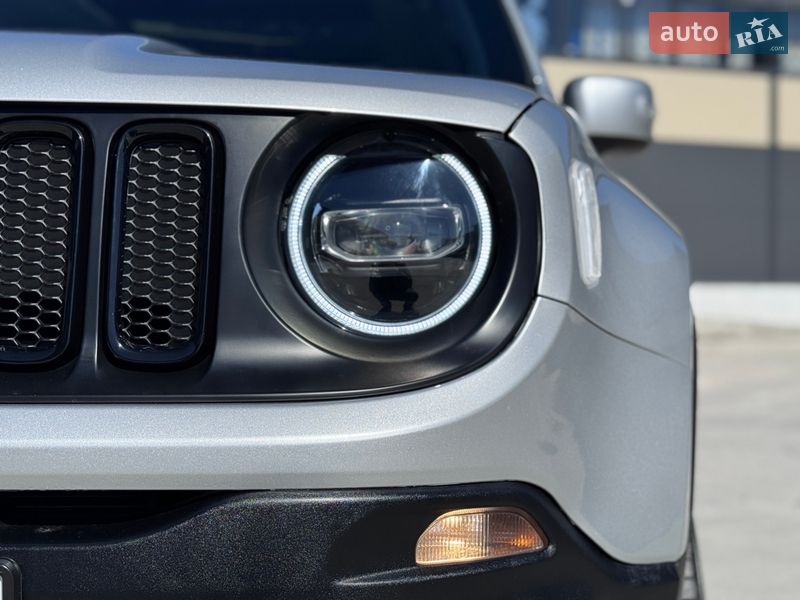 Внедорожник / Кроссовер Jeep Renegade 2017 в Киеве