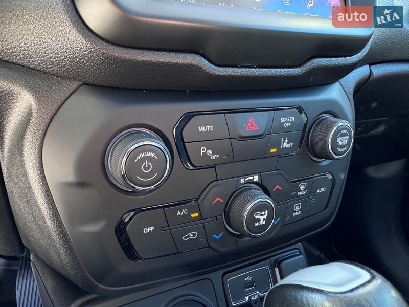 Внедорожник / Кроссовер Jeep Renegade 2017 в Киеве