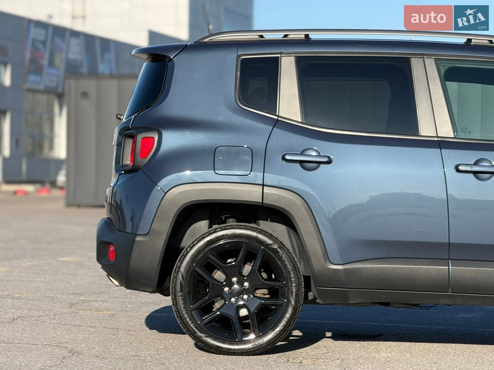 2020 Jeep Renegade - мініатюра 8