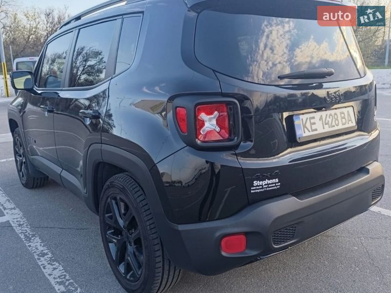 Позашляховик / Кросовер Jeep Renegade 2017 в Дніпрі