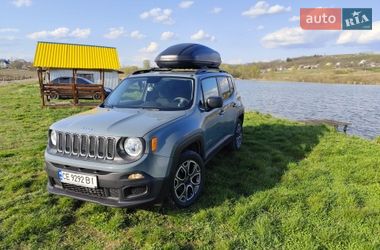 Внедорожник / Кроссовер Jeep Renegade 2016 в Черновцах