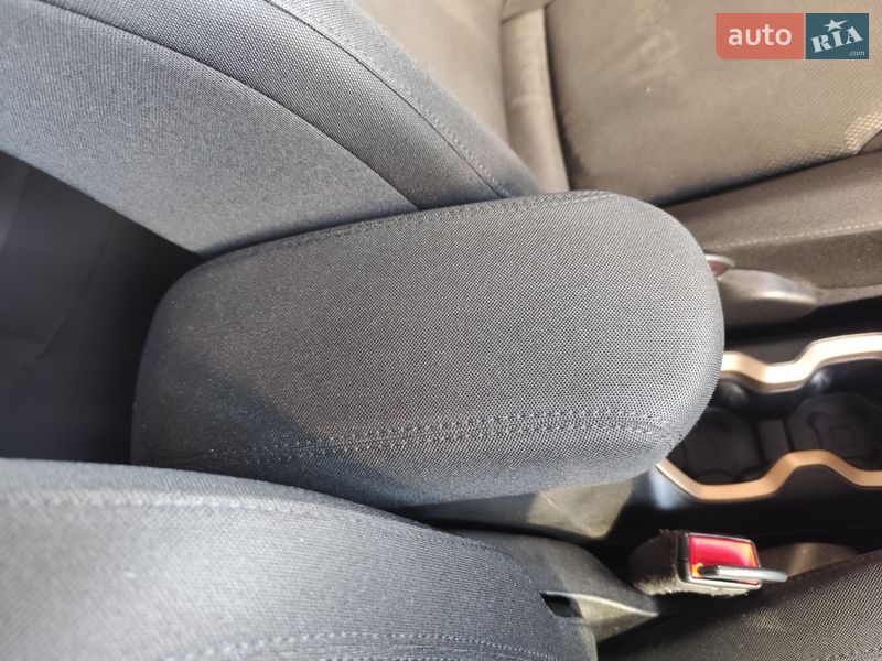 Внедорожник / Кроссовер Jeep Renegade 2016 в Черновцах