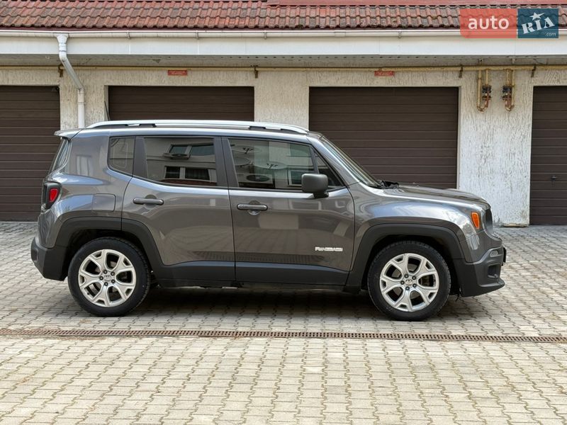 Позашляховик / Кросовер Jeep Renegade 2017 в Києві