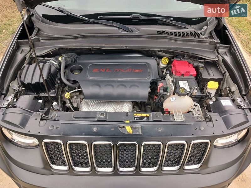 Внедорожник / Кроссовер Jeep Renegade 2019 в Ивано-Франковске