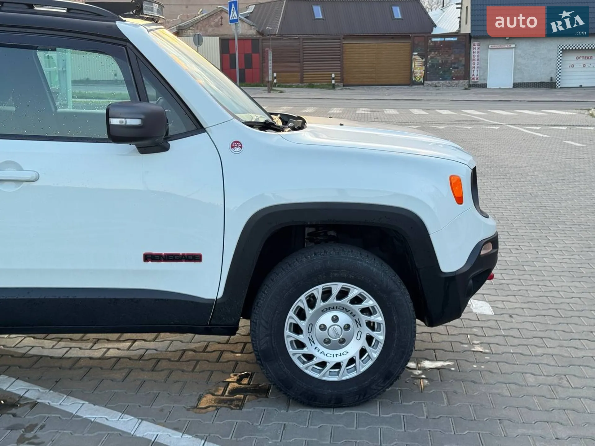 2015 Jeep Renegade - мініатюра 19