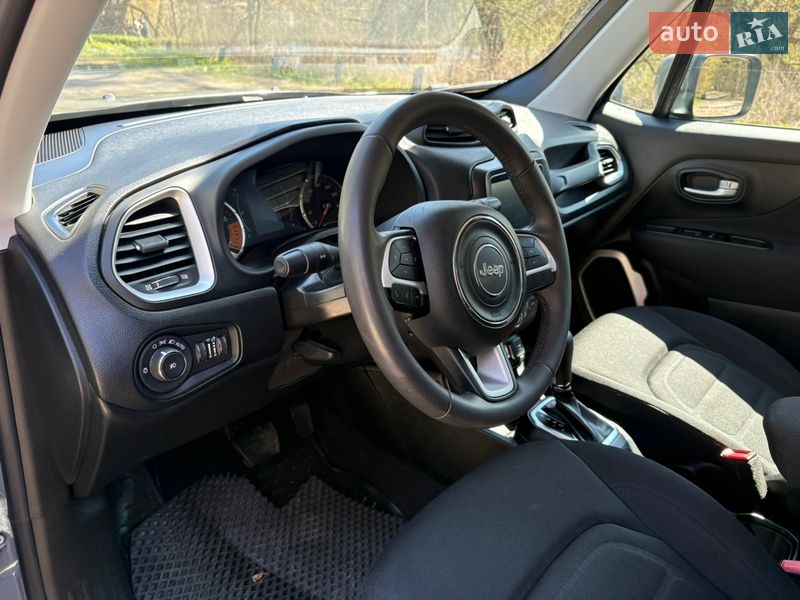 Внедорожник / Кроссовер Jeep Renegade 2019 в Киеве фото 18 Внедорожник / Кроссовер Jeep Renegade 2019 в Киеве