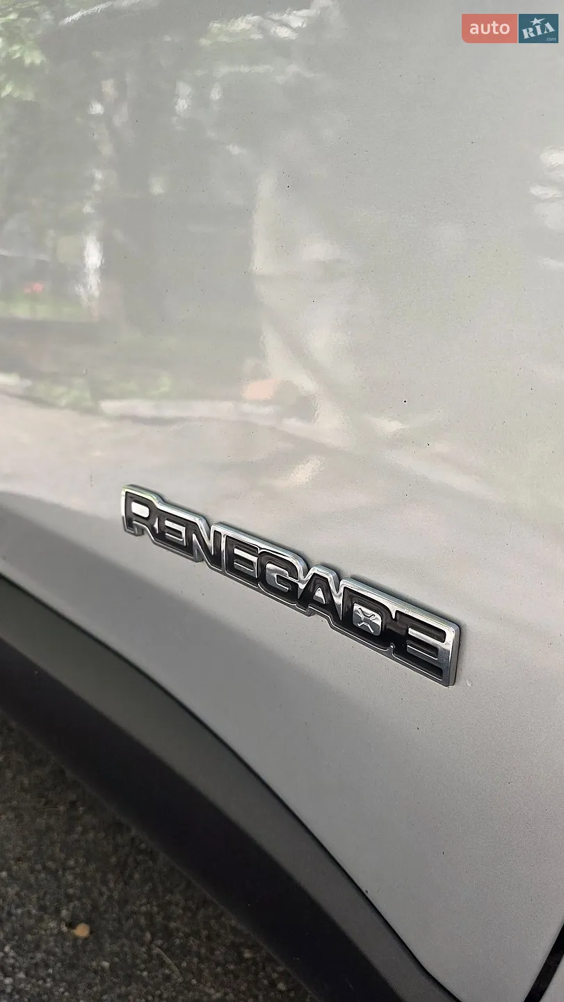 2015 Jeep Renegade - мініатюра 23