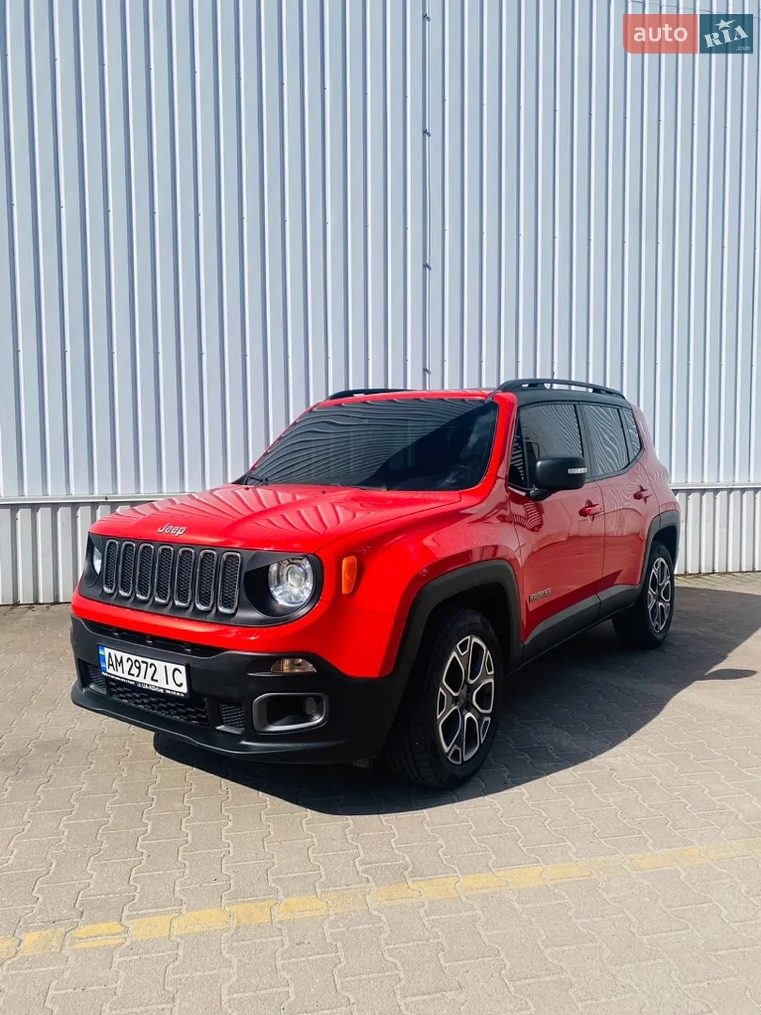 Jeep Renegade 2015 VIN 1C4BU0000FPC38574 фото оголошення 3 з 21