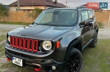 Внедорожник / Кроссовер Jeep Renegade 2018 в Каменском
