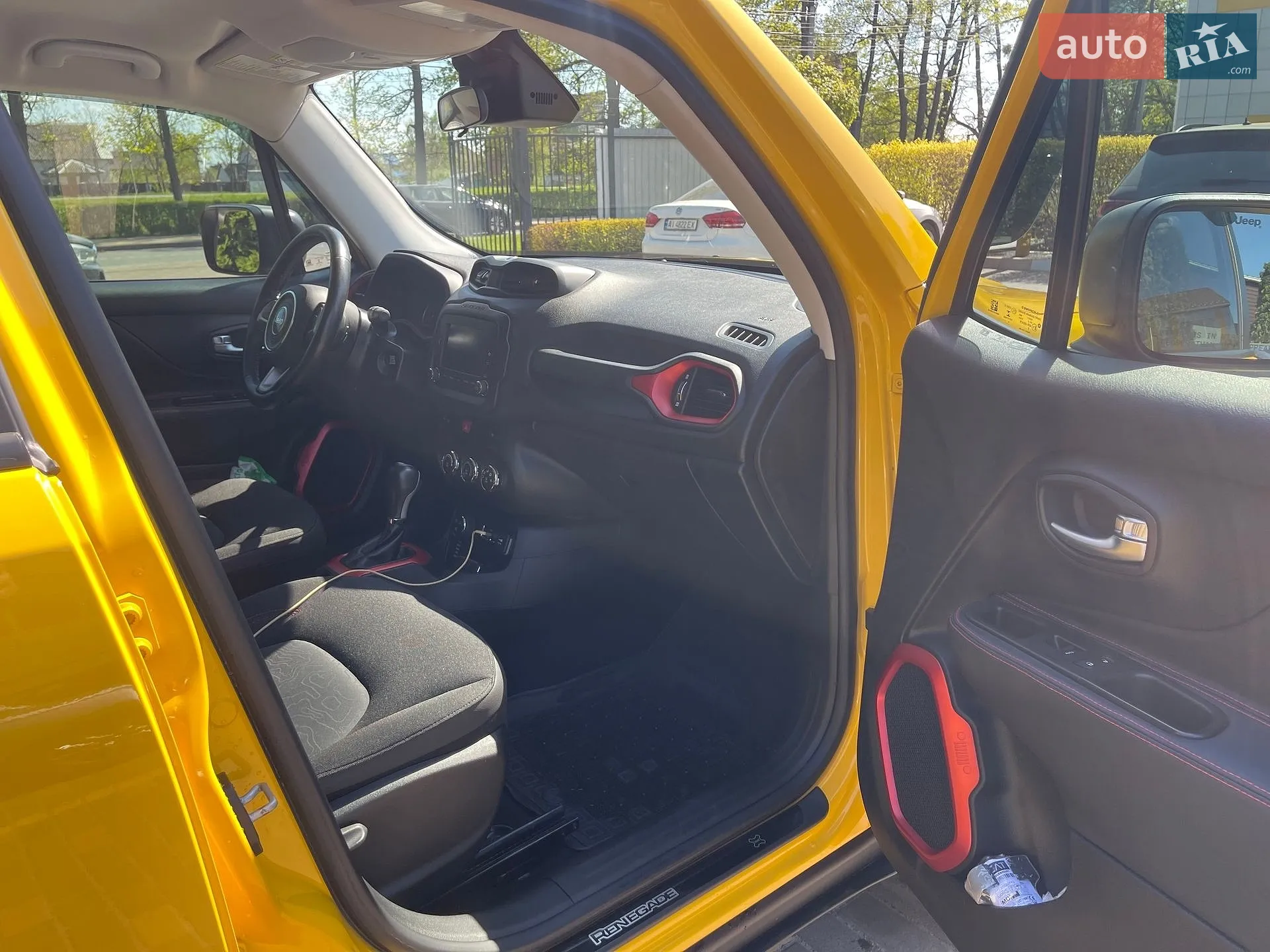 2015 Jeep Renegade - мініатюра 13