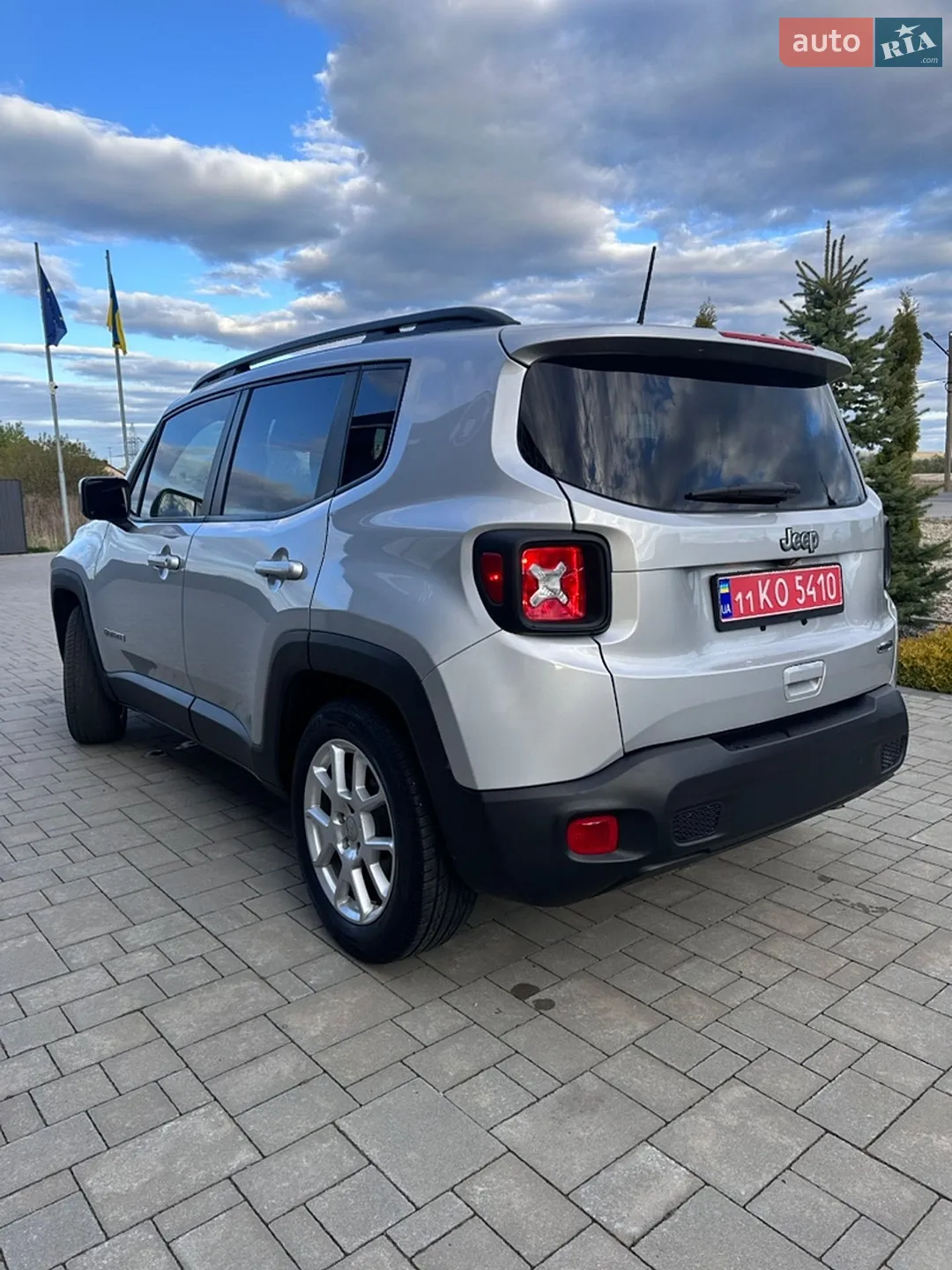 2020 Jeep Renegade - мініатюра 8