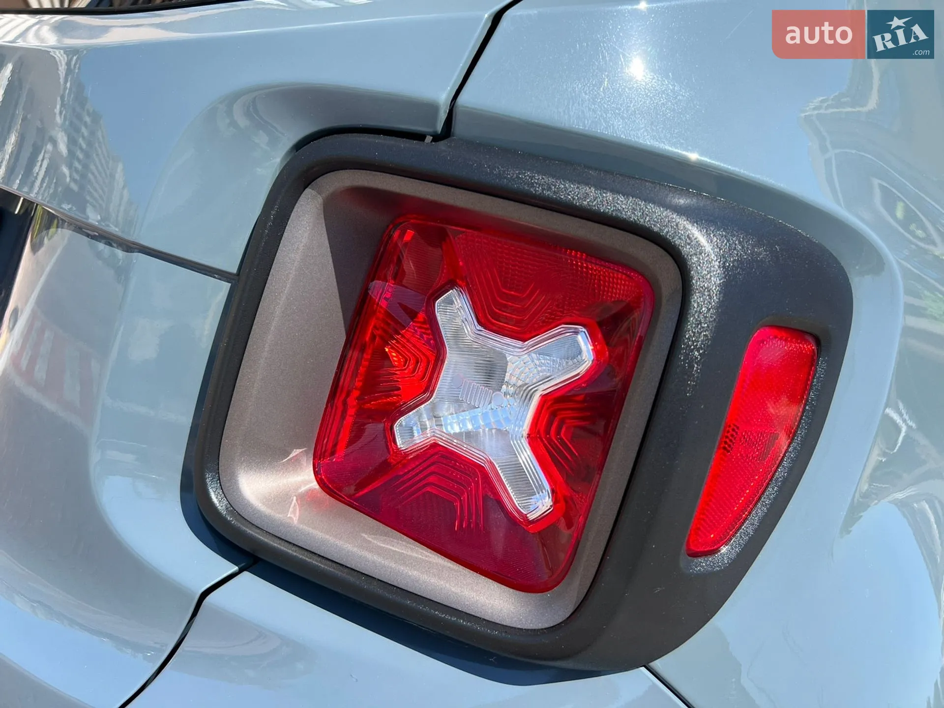 2016 Jeep Renegade - мініатюра 18