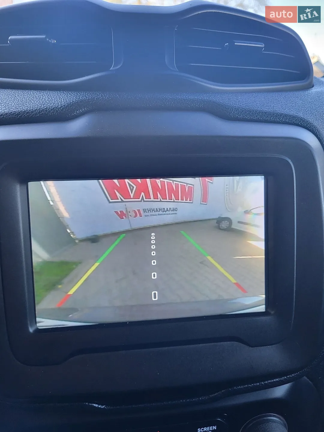 2020 Jeep Renegade - мініатюра 8