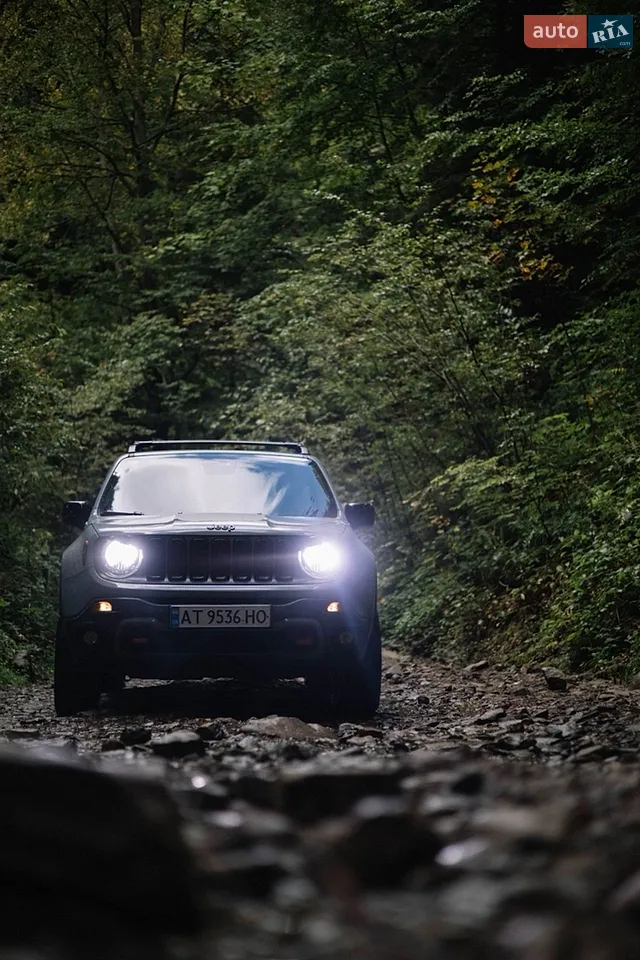 2015 Jeep Renegade - мініатюра 15