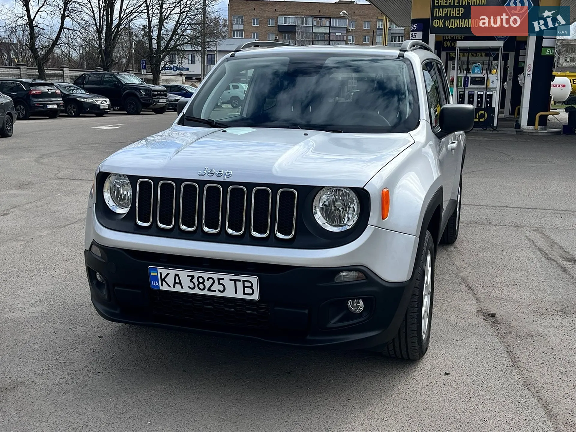 2020 Jeep Renegade - мініатюра 12