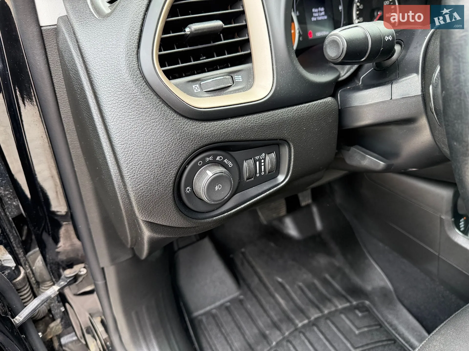 2016 Jeep Renegade - мініатюра 21