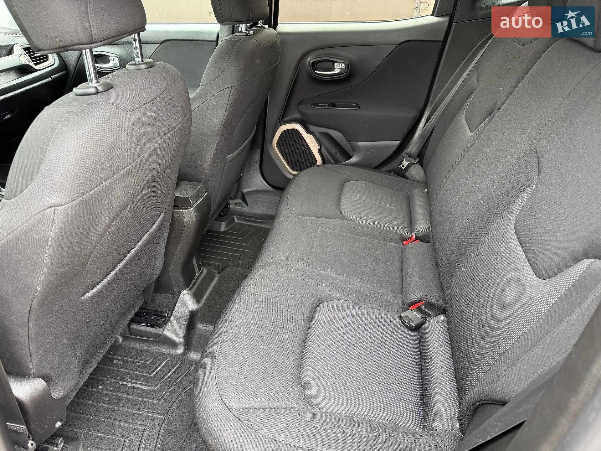 2016 Jeep Renegade - мініатюра 38