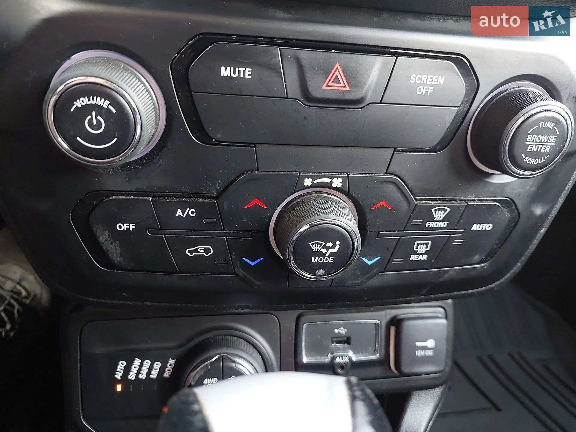 2020 Jeep Renegade - мініатюра 17