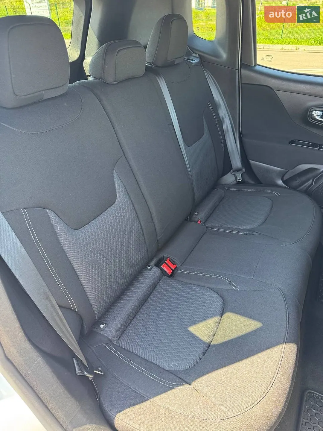 2020 Jeep Renegade - мініатюра 18