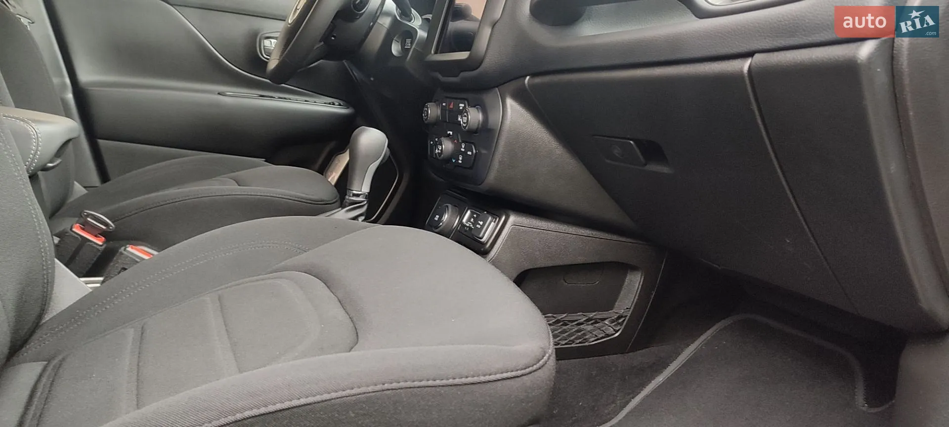 2022 Jeep Renegade - мініатюра 37