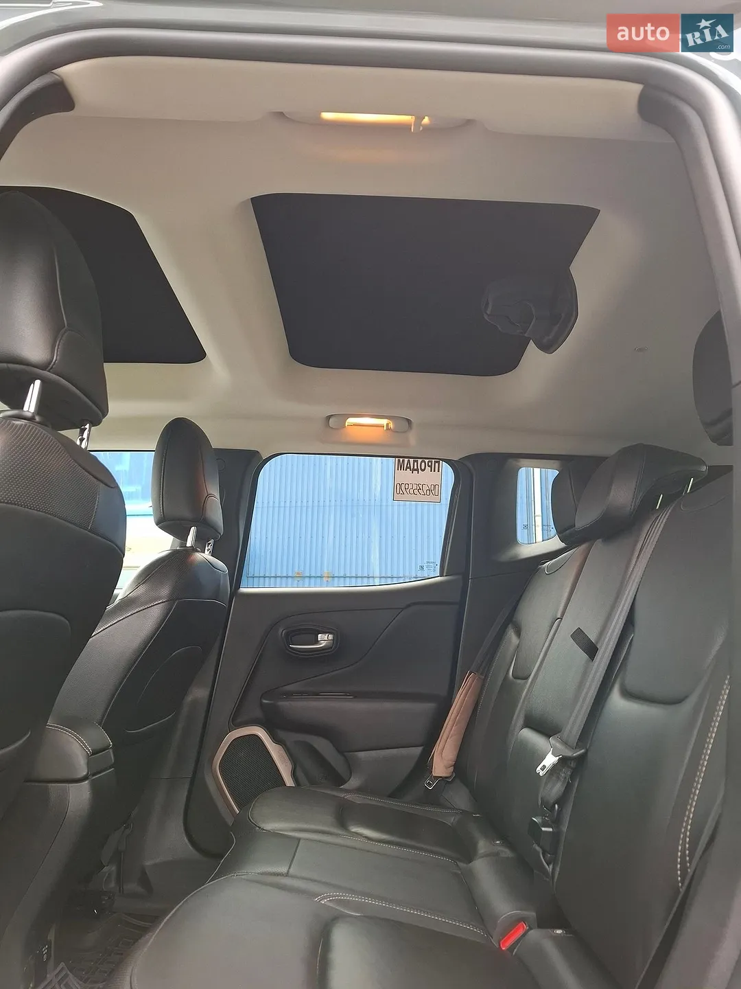 2016 Jeep Renegade - мініатюра 28