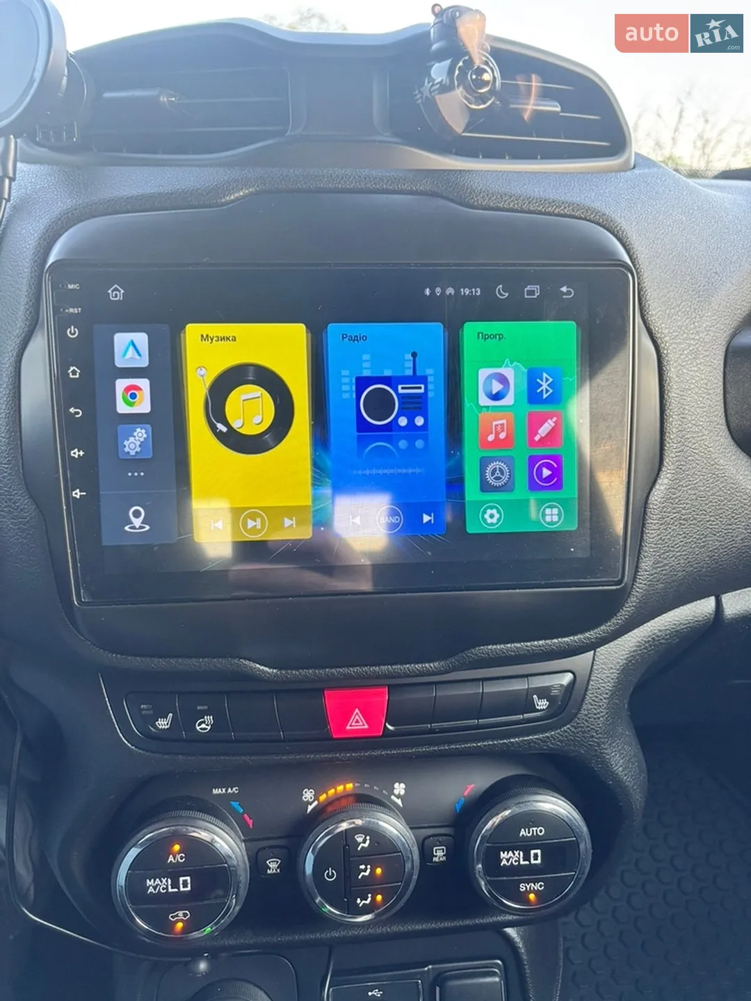 2017 Jeep Renegade - мініатюра 8