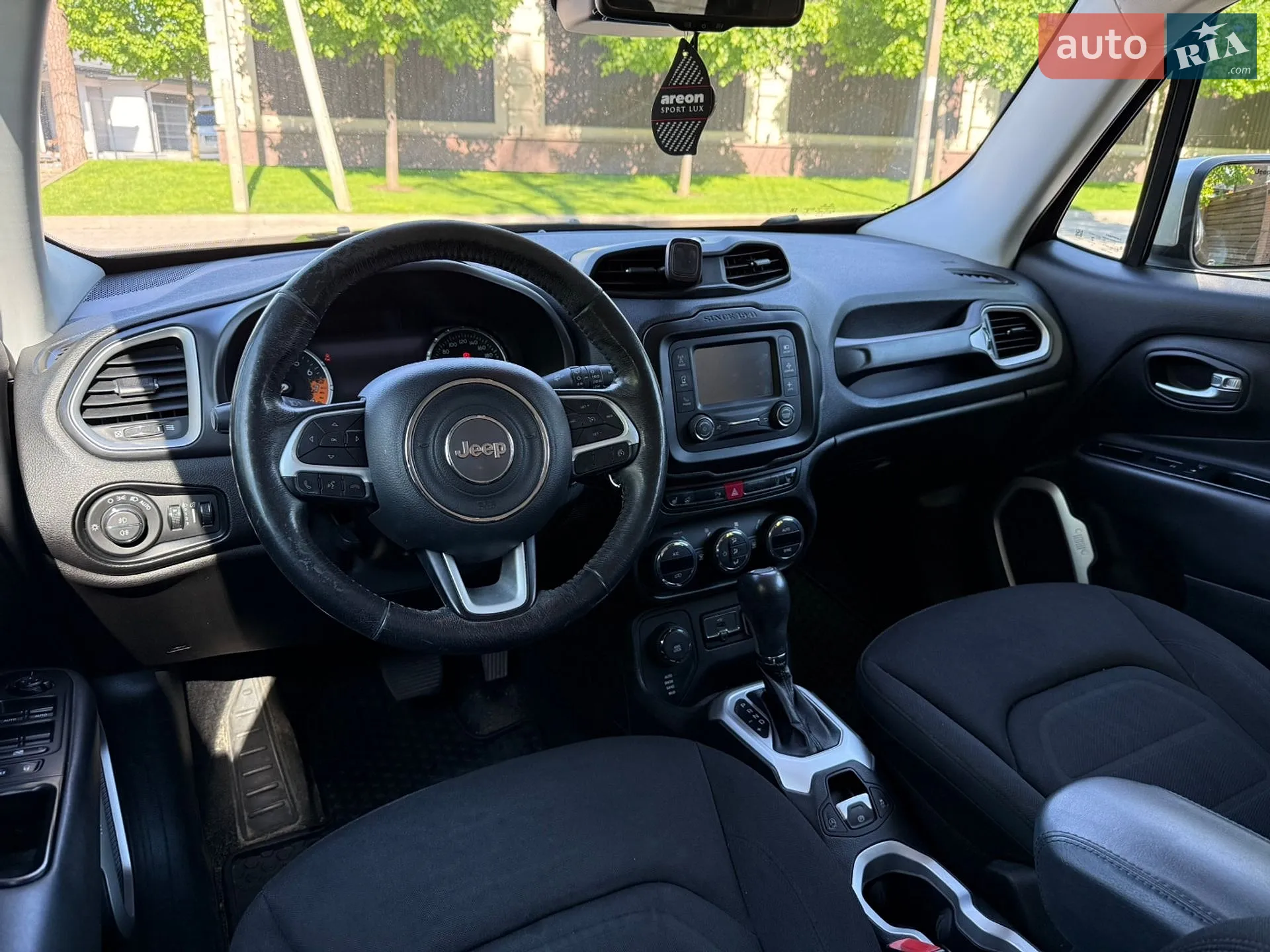 2016 Jeep Renegade - мініатюра 20