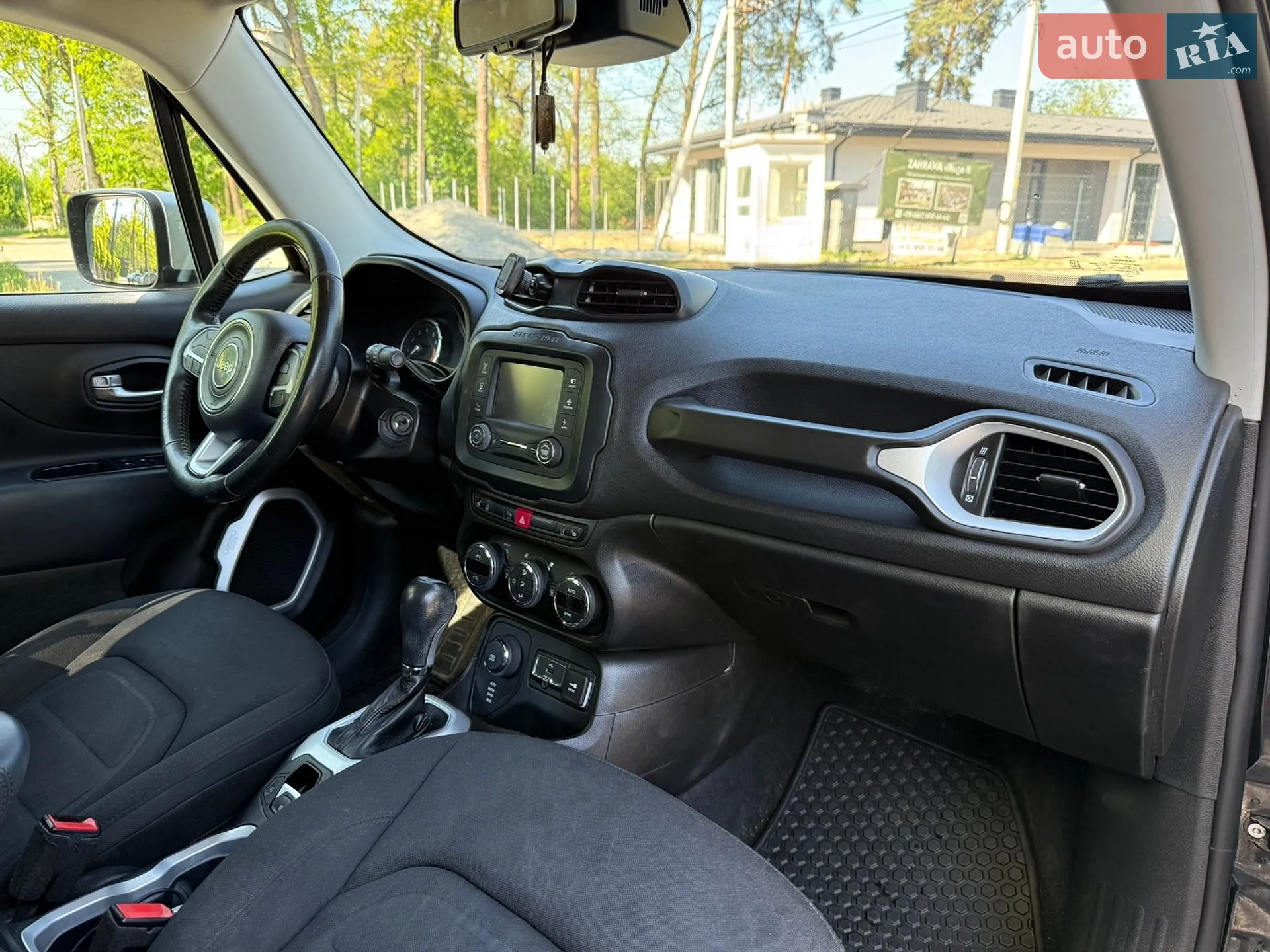 2016 Jeep Renegade - мініатюра 27