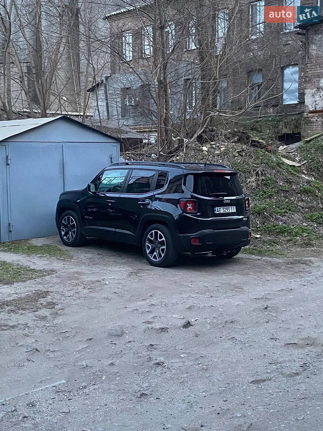 2015 Jeep Renegade - мініатюра 3