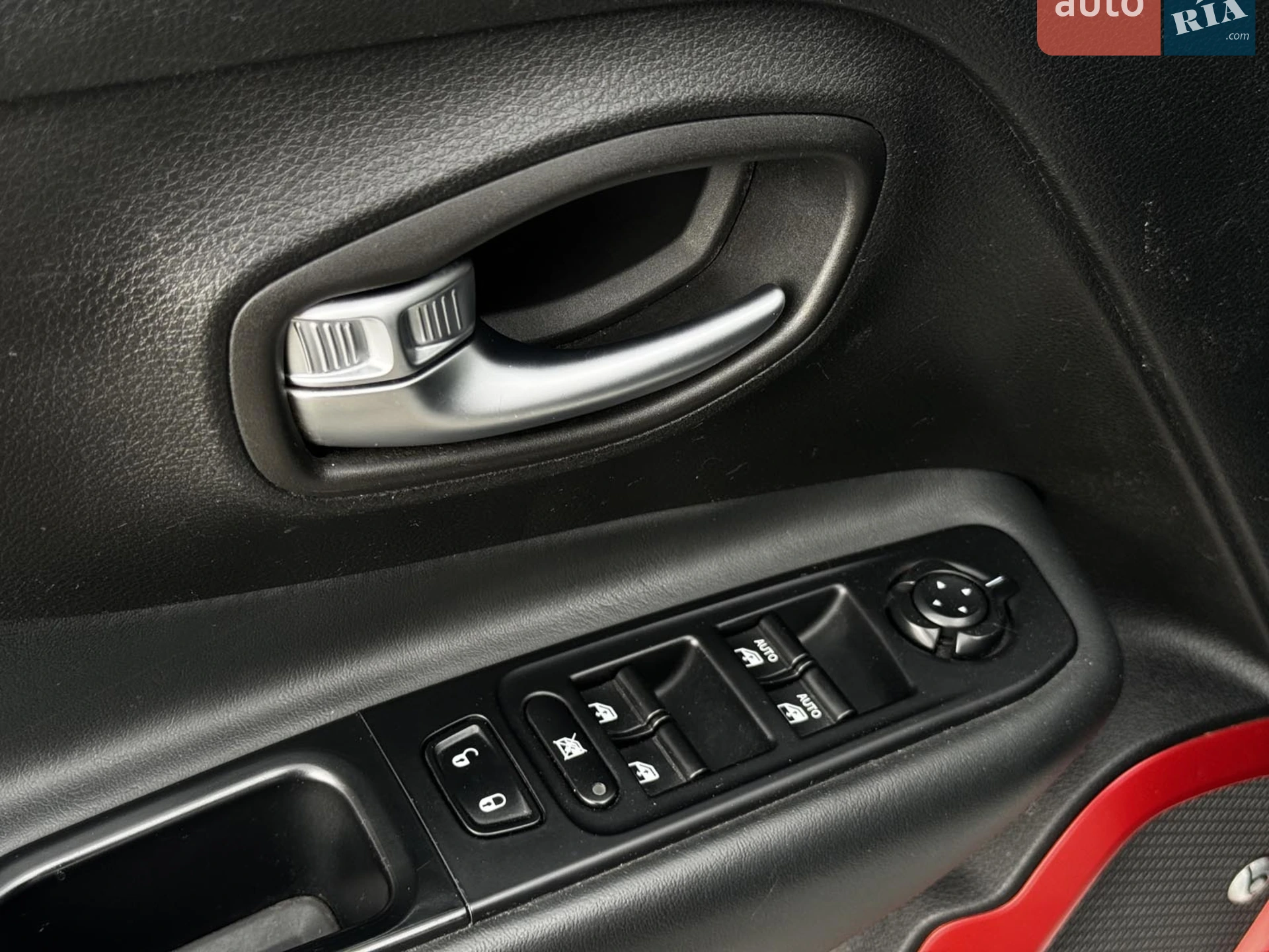 2018 Jeep Renegade - мініатюра 21